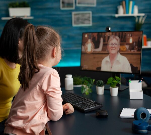 Helping Children Thrive: What Parents Should Know About Online Therapy in Texas